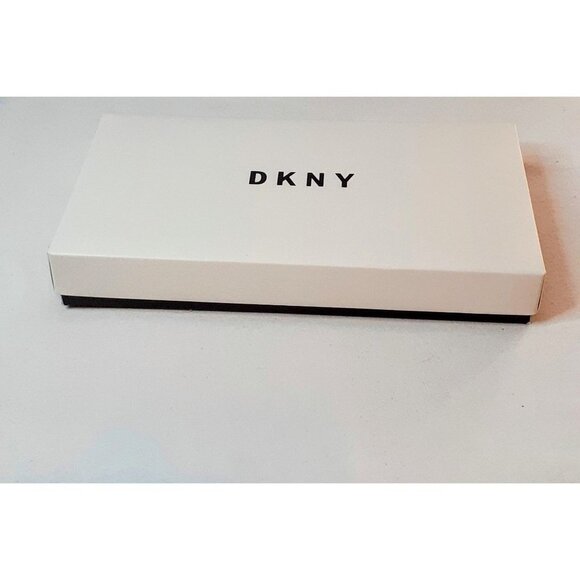 DKNY WOMEN BLACK LEATHER WALLET - Picture 2 of 6